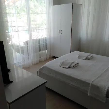 Heaven Aparthotel